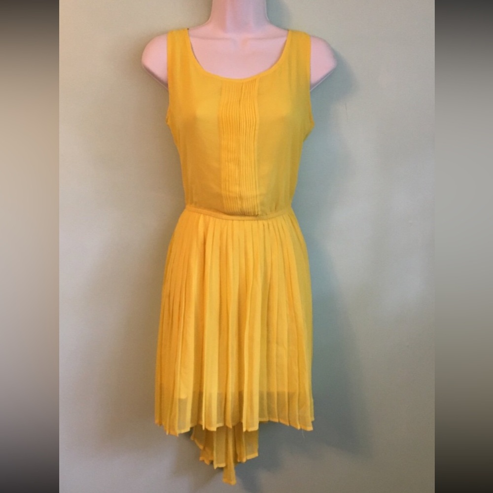 NWOT Madison Paige Yellow Chiffon Sundress Dress Size Small